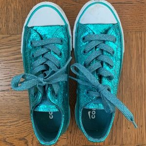 Glitter Converse low tops-great condition!